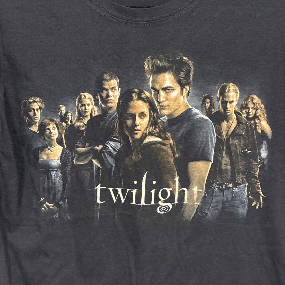 Twilight Movie Tee Double Sided Shirt Y2K Vampire Juniors XL Slim Fit Summit Ent - Picture 2 of 9